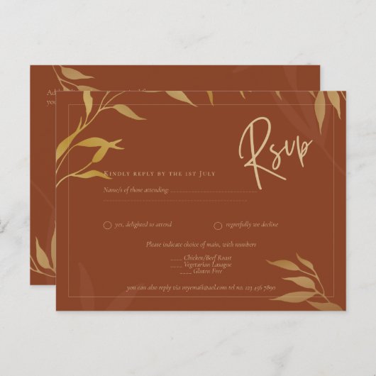 Rustic Terracotta GOLD Blätter Overlay Wedding RSV Postkarte (Vorne/Hinten)