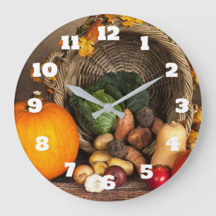 Rustic Thanksgiving Table Bountiful Harvest Große Wanduhr
