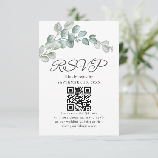 Rustic Watercolor Eucalyptus Greenery Wedding RSVP Karte (Stehend Vorderseite)