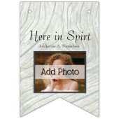 Rustic Wedding Grey Wood Fügen Sie Ihre Fotos hinz Wimpelkette (Zweite Fahne)