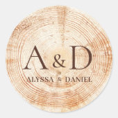 Rustic Wedding Monogram Wood Slice Custom Runder Aufkleber (Vorderseite)