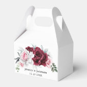 Rustic White Maroon Rose Floral Wedding  Geschenkschachtel (Vorderseite)