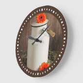 Rustic White Milk Jug with Flowers Große Wanduhr (Winkel)