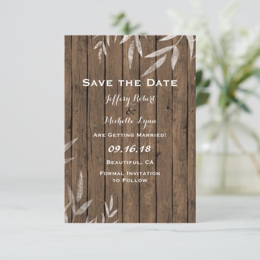 Rustic Willow on Wood Wedding Save The Date (Stehend Vorderseite)