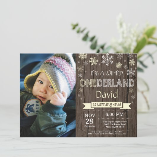 Rustic Winter Onederland 1. Geburtstag Einladung (Stehend Vorderseite)