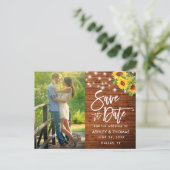 Rustic Wood Brush Script Sonnenblume Save the Date Postkarte (Stehend Vorderseite)