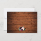 Rustic Wood Burgundy Blue Floral Wedding RSVP Karte (Rückseite)