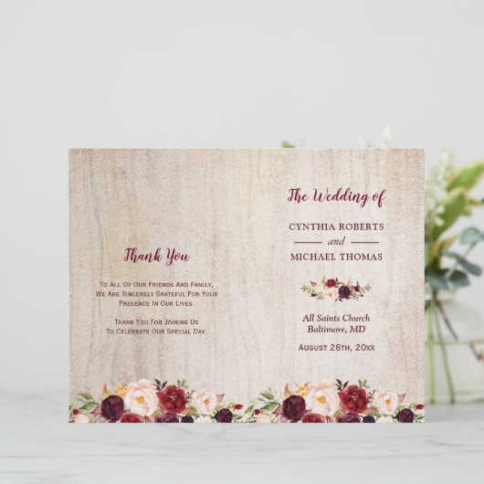 Rustic Wood Burgundy Floral Folded Wedding Program (Stehend Vorderseite)