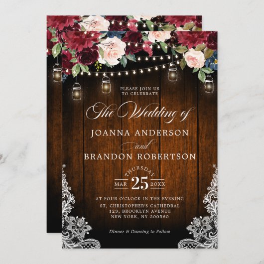 Rustic Wood Burgundy Floral Mason Jar Wedding Einladung (Vorne/Hinten)