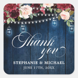 Rustic Wood Burgundy Floral Mason Jar Wedding Quadratischer Aufkleber