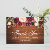 Rustic Wood Burgundy Floral Wedding Vielen Dank Dankeskarte (Stehend Vorderseite)