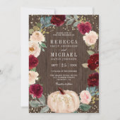 Rustic Wood Burgundy Peach Floral Pumpkin Wedding Einladung (Vorderseite)
