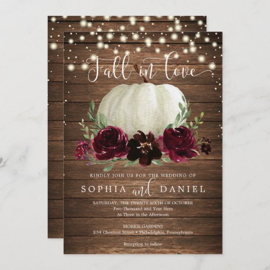 Rustic Wood Burgundy Pumpkin Wedding Einladung (Vorne/Hinten)