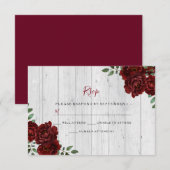 Rustic Wood Burgundy Rose Romantic Wedding RSVP Karte (Vorne/Hinten)