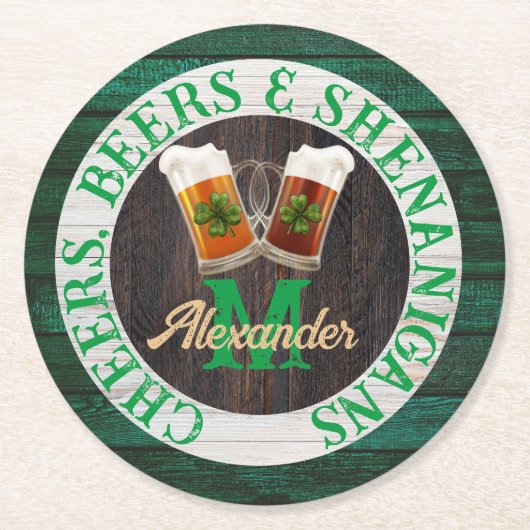 Rustic Wood Cheers Beers Shenanigans Runder Pappuntersetzer (Vorderseite)
