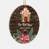 Rustic Wood Christmas Unsere erste Zuhause Keramik Ornament (Rechts)
