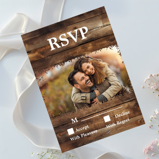 Rustic Wood Couples Foto Country RSVP Card