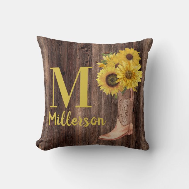 Rustic Wood Cowgirl Boots Sunflowers Monogram Name Kissen (Vorderseite)