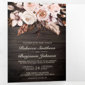 Rustic Wood Earthy Ivory Floral QR Code Hochzeit Dreifach Gefaltete Einladung (Innen Erste Seite)