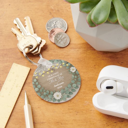 Rustic Wood & Eucalyptus Mr & Mrs Christmas Schlüsselanhänger (Schreibtisch)