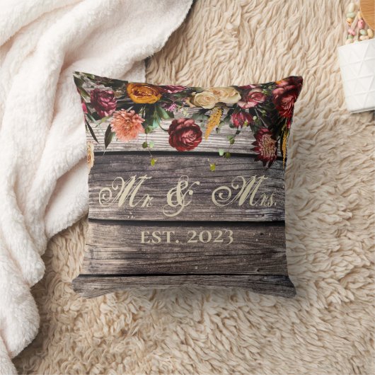 Rustic Wood Floral Mr & Mrs Wedding Keepake Kissen (Decke)