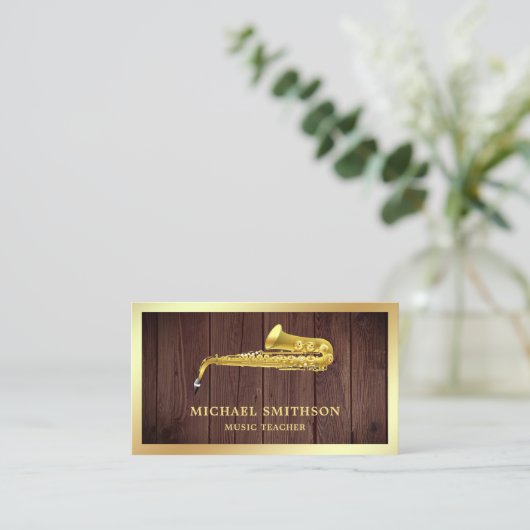 Rustic Wood Gold Foil Saxophone Music Teacher Visitenkarte (Stehend Vorderseite)
