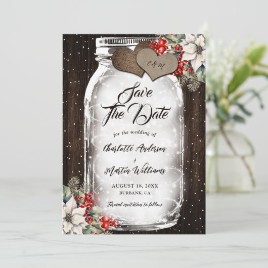 Rustic Wood Holly Berries Mason Jar Winter Wedding Save The Date (Stehend Vorderseite)