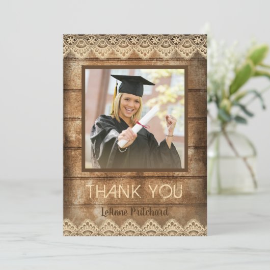 Rustic Wood Lace Abschluss Foto Vielen Dank Dankeskarte (Stehend Vorderseite)