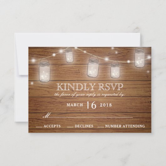 Rustic Wood Mason Jar String Lights Wedding RSVP Karte (Vorderseite)