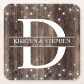 Rustic Wood Monogram Erste Hochzeit Untersetzer (Vorderseite)