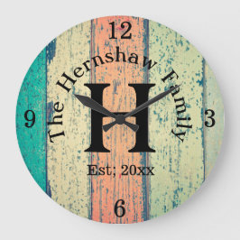 Rustic Wood Monogram Family Große Wanduhr