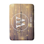 Rustic Wood Monogram Script Badematte (Vorderseite Vertikal)