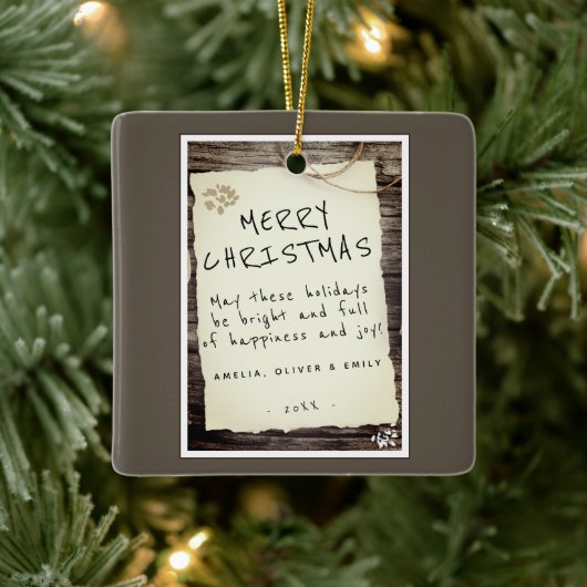 Rustic Wood Old Paper Script Frohe Weihnachten Keramikornament (Baum)