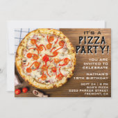 Rustic Wood Pizza Geburtstagsparty Einladung (Vorderseite)