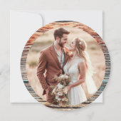 Rustic Wood Ring Save The Date – Boho Floral Photo Einladung (Rückseite)