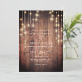Rustic Wood String Lights Elegant QR Code Wedding Einladung (Stehend Vorderseite)