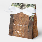 Rustic Wood String Lights Greenery Wedding Geschenkschachtel (Vorderseite)