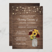 Rustic Wood Sunblumen Burgundy Mason Jar Wedding Einladung (Vorne/Hinten)