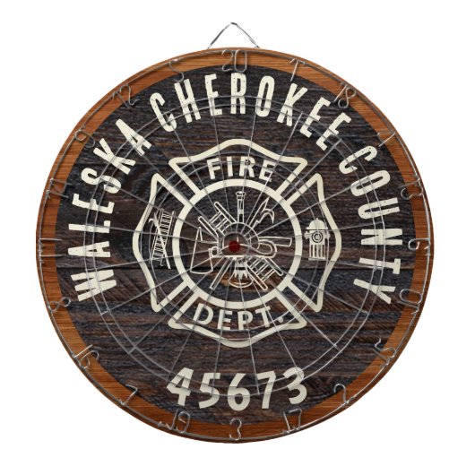 Rustic Wood Ton Feuerwehrmann Emblem Dartscheibe (vorne)