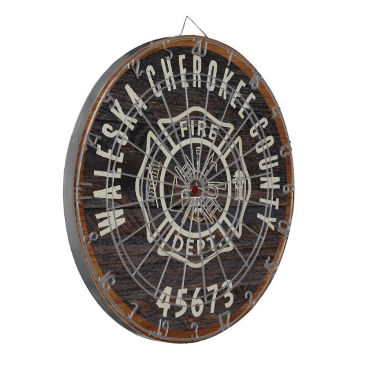 Rustic Wood Ton Feuerwehrmann Emblem Dartscheibe (Vorderseite Links)