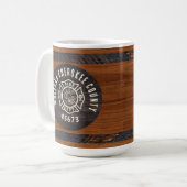Rustic Wood Ton Feuerwehrmann Emblem Kaffeetasse (Vorderseite Links)
