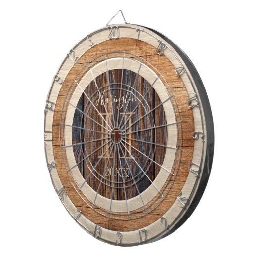 Rustic Wood Tone Monogram Tan Brown Dart Board Dartscheibe (Vorderseite rechts)