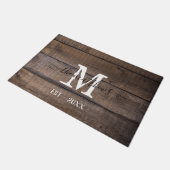 Rustic Wooden Muster Monogram Script Name Custom Fußmatte (Schrägansicht)