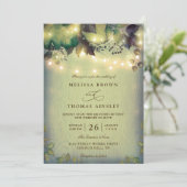 Rustic Woodland Barn String Lights QR Code Wedding Einladung (Stehend Vorderseite)