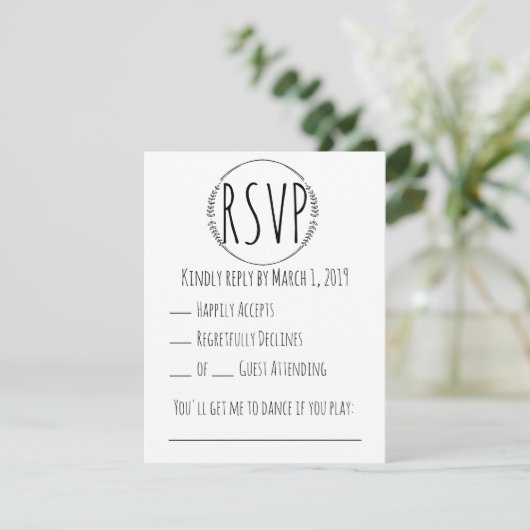 Rustic Wreath Wedding RSVP Karte (Stehend Vorderseite)