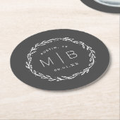 Rustic Wreath Wedge Monogram Runder Pappuntersetzer (Angewinkelt)
