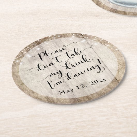 Rustikal, blassbraun, Holz und Lichter, "Ich tanze Runder Pappuntersetzer (Angewinkelt)