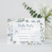 Rustikal Dusty Blue Floral | Wasserfarbenhochzeit RSVP Karte (Stehend Vorderseite)