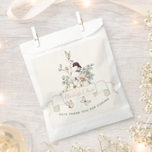 Rustikal, etwas sonnig ist ein floraler Girl-Cotat Geschenktütchen