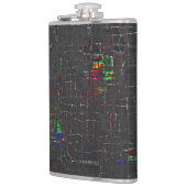 Rustikal gezeichnet in der Nacht in Dunkelheit bis Flachmann (Links)